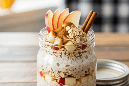 Apple Cinnamon Overnight Oats
