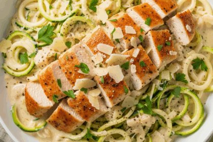 Keto Chicken Alfredo with Zucchini Noodles