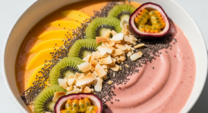 Tropical Smoothie Bowl