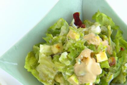 Creamy Greek Yogurt Salad Dressing: A Healthy Twist