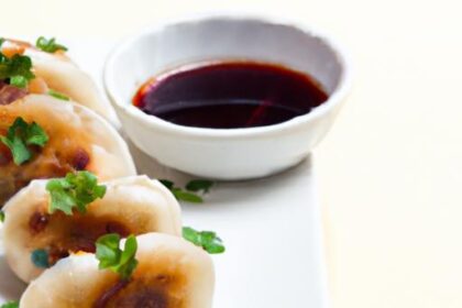 Crispy Pan-Fried Chicken Dumplings: A Flavorful Delight