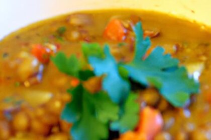 Hearty Lentil & Vegetable Soup: A Nutritious Comfort Bowl